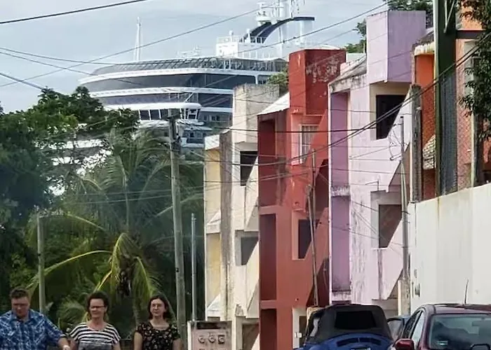 Bonita Torre 11 2 3*